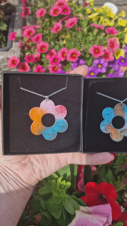 Retro Flower Necklace