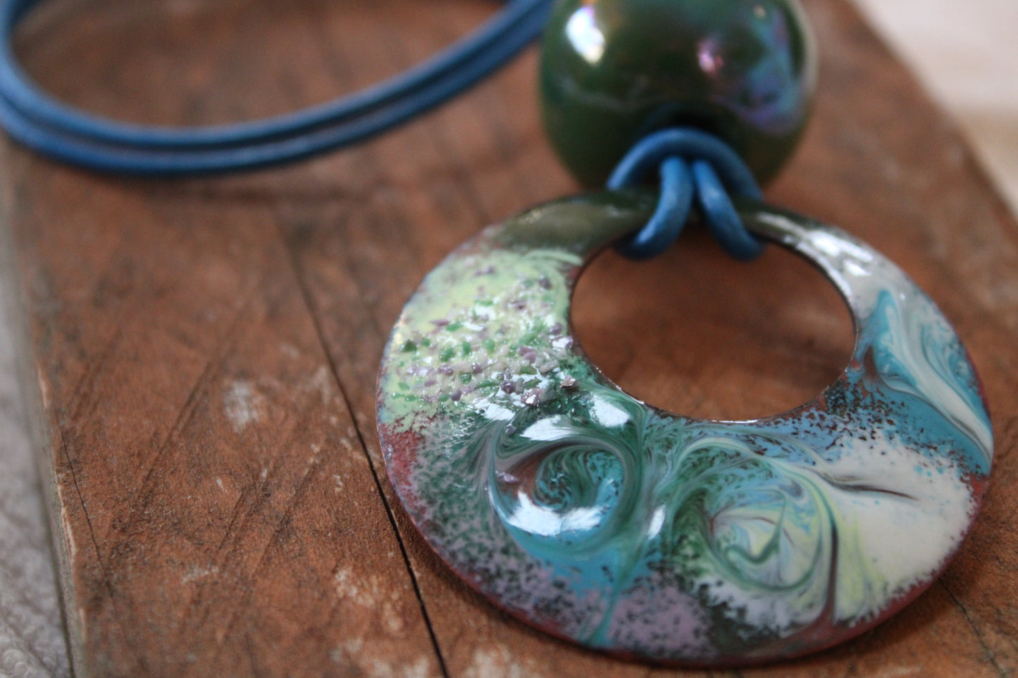 Sombra de Olivo (Olive Shade)
Forrest Greens Copper necklace – Boho Statement Jewellery Handmade in Ireland