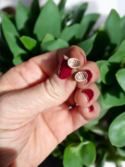 2 in 1 Studs (Deep Red)
