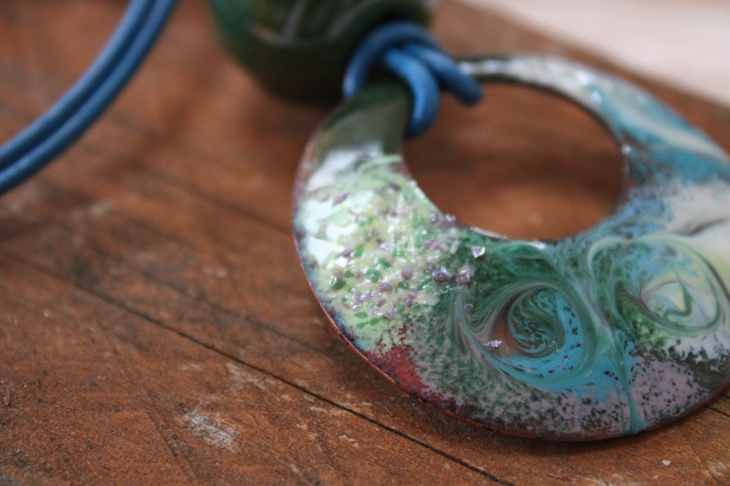 Sombra de Olivo (Olive Shade)
Forrest Greens Copper necklace – Boho Statement Jewellery Handmade in Ireland